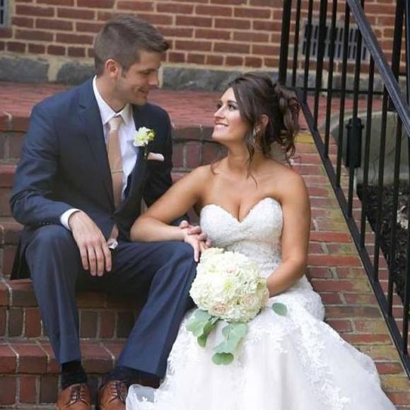 Meet your Posher, Tricia - Picture 1 of 1